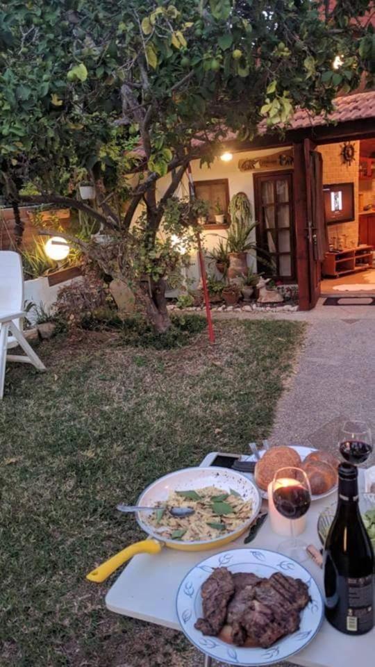 Czarina Cabin הבקתה הקיסרית והדירה הקיסרית Czarina Apartment Caesarea Exterior foto
